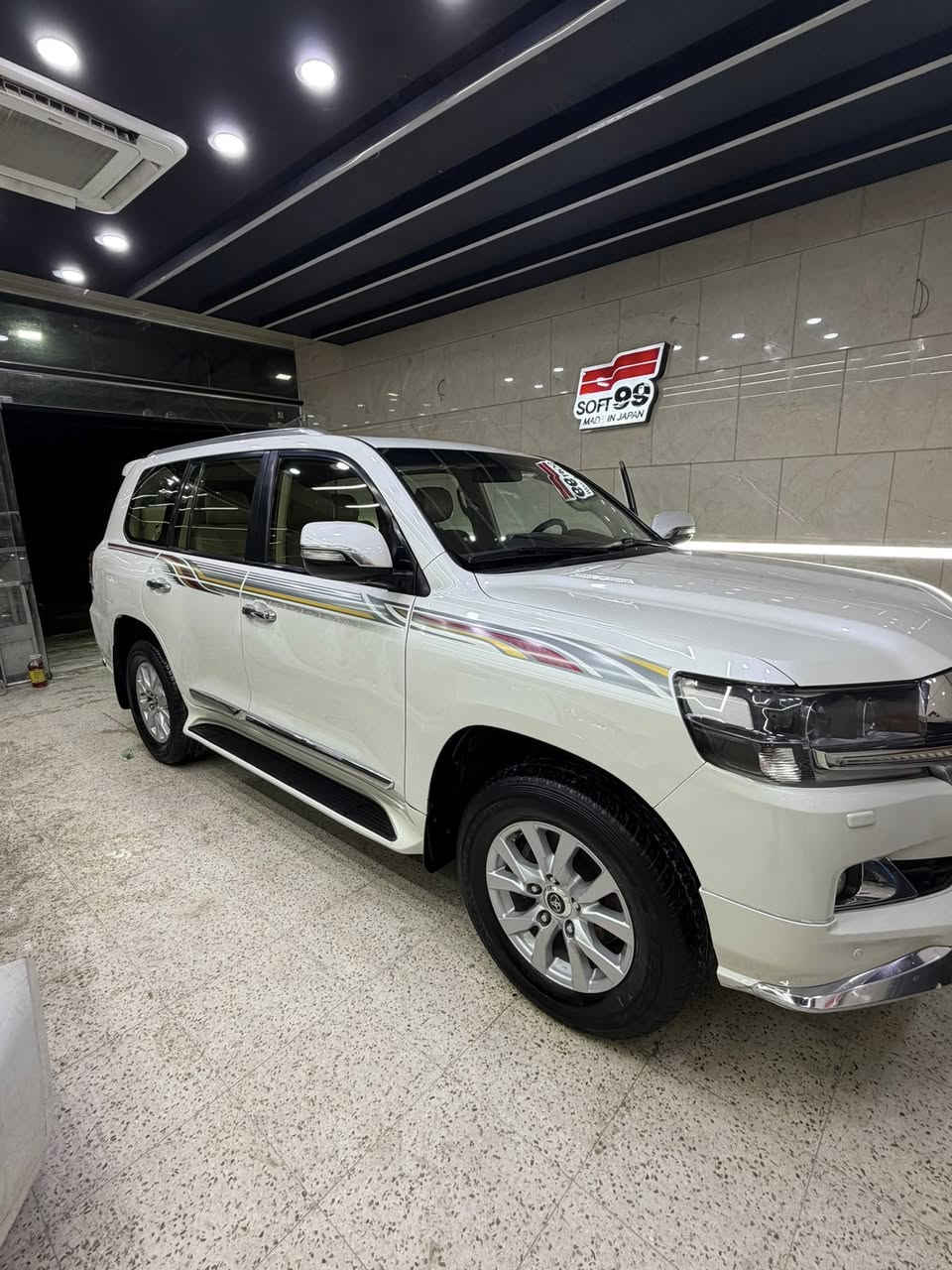 تويوتا لاندكروز GXR ✅✅
موديل ••••          2017   ✅✅ SAS ( ساز )

_فول مواصفات ••• 3 شاشات 

_6 :: سلندر

_محرك 4000

_جديدة 

_كراسي كهرباء 

_جلد بيجي بلادي 

_طفايه 

_سلايت

_3 شاشات

_تشغيل  عن بعد 

_السياره فول 1/1

_للاستفسار اكثر عن السعر وباقي التفاصيل 

اتصل على الرقم *********** - whats app ✅”
