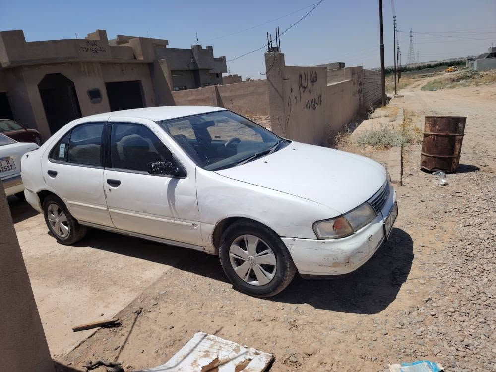 للبيع نيسان سني محور كير اوتو محرك شرط ضربه مابيهه رقم سليمانيه جديد بطاقه بانزين بيهه سعر 31 مكان كركوك *********** كركوك, العراق
