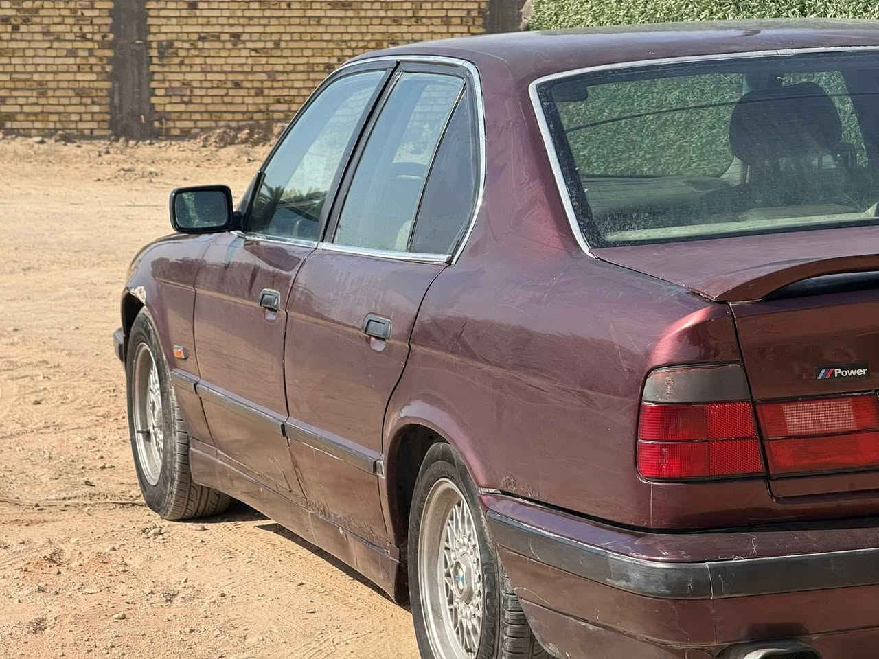 موديل 93 أصل BMW-525Ai

مكينة 6 سلندر فانوس 
كير 3 وضعيات أوتو الماني 
السيارة فول مواصفات ماناقصه شي
التبريد ثلاجة تبديل غاز والفان والكمبريس جديد والكهربائيات 
موديل 1993 أصل بليته وسنويه📃
رقم سليمانية دولي وسنويه جديدة لل27 تحويل مباشر المالك بالطارمية 
لون كرزي  
كشنات جلد كهرباء تدفئة جدد
جامات كهرباء 
تنته بالقمارة شغالة 
دشبول صاجي يخبل 

تخم سماعات جديد
راديو مسجل بلوتوث 
كهربائيات كلها شغاله انارة لايت كله جديده 
حدادية وسط
مكينة لا نضّح ولا تنقيص 
بجم عرض 
منظومة بانزين جديدة من فيت بم الى الفيش الى الكلاص الى البخاخات  الى البلكات كلشي جديد 
تخم تاير جديد + باتري
ويل خلية اكسل مفتوح  
 السيارة مصرف عليه هواي ونظيفة 
الرون بال140- يقراء 2

موبايل *********** مكاني بابل
