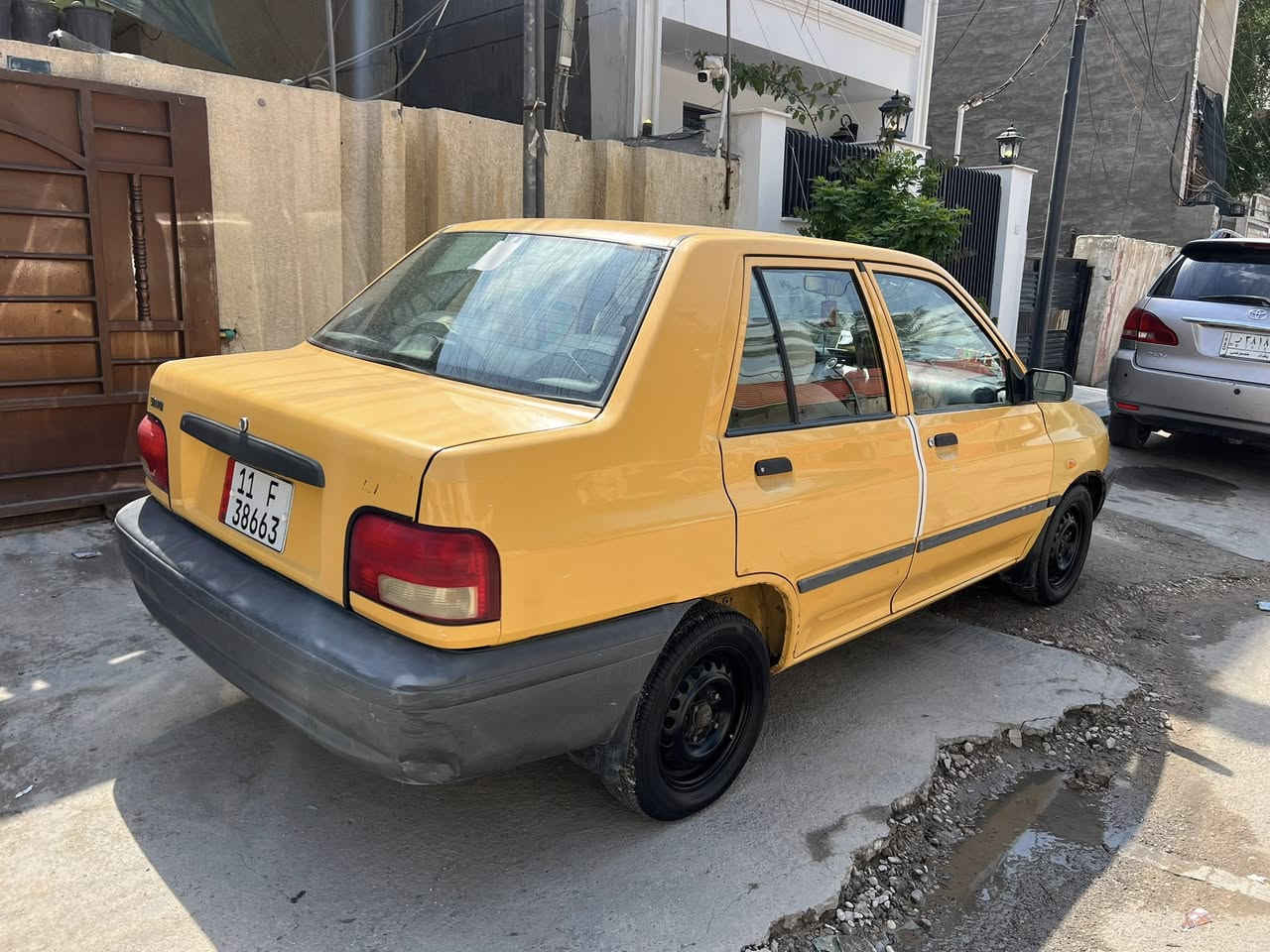 السلام عليكم سايبه للبيع موديل 2017 سياره جاهزه هيئه غرمات مصفره مكاني بغداد البياع       سعر ٣٥ وبيها مجال للطيبين 
الاتصال والاستفاسر ***********
