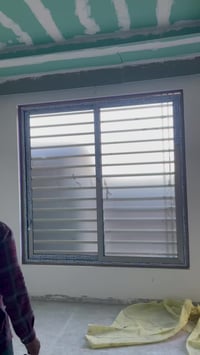 شبابيك سلايت تركي ثقيل سعر المتر 140 الف مفصلي تركي ثقيل سعر المتر 90 ...