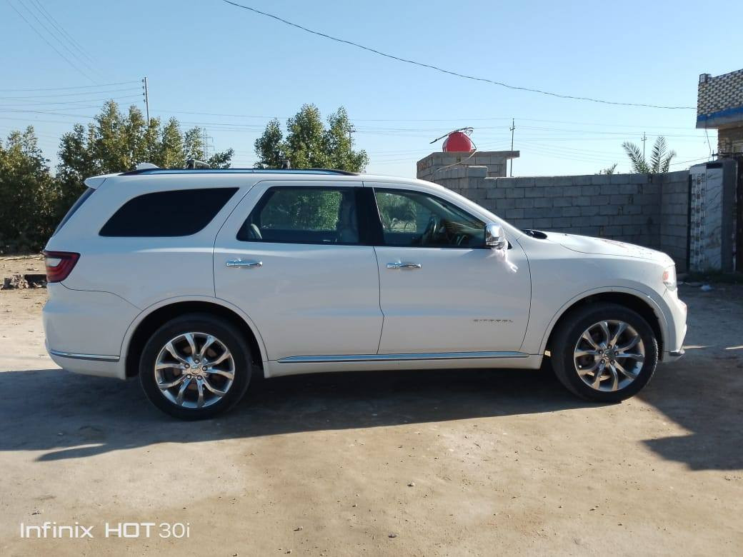 السلام عليكم
دورينكو 17 اصل دخول جديد كتاب ضباط مرقمه ب اسمي رقم دولي .
سيتادل أعلى فئه بالدورينكو فول مواصفات 
.6 سلندر 
كشن منفصل vip للون بيجي 
شفتات استيرن 
رادار امامي وجانبي وخلفي 
تحديد مسار 
توقف ذاتي 
اطفاء ذاتي عند التوقف 
شاشه كبيره 
تحكم استيرن 360 درجه
وبعد بيها مواصفات هواي 
الحادث كفاله من الضربه والتبديل والفتح ..(صبغ جزء من الجاملغ الامامي) اثر شخط 
جميع الايرباكات سليمه 
السعر 245 
الاتصال على الرقم ***********
المكان ذي قار/الشطره
