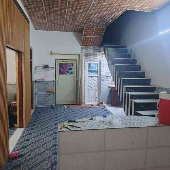 يا الله يا رزاق عندي بيت المساحه 105 متر نجف كوفه نقطه داله اسواق فتك منطقه كلش حلوه البيع مستعجل بناء جديد السعر 35 وبي مجال مراوس سيراوس***********☎️
