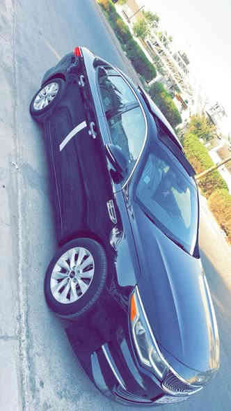 السلام عليكم للبيع كياا اوبتما2016 فول1/1 رقم سليمانية بسمي ضرر جاملغ وبنيد بدون دواخل سيارة جديدة جدآ ماشية80 تخم تاير جديد صدر جديد لايتات زنون مقاعد تدفئة تبريد مري شفط خزان ميموري مري قلاب رادارات حساسات امامي خلفي محرك2400 GDi مكان السيارة بغداد شارع فلسطين السعر133 وبيهه مجال للشراي ***********
