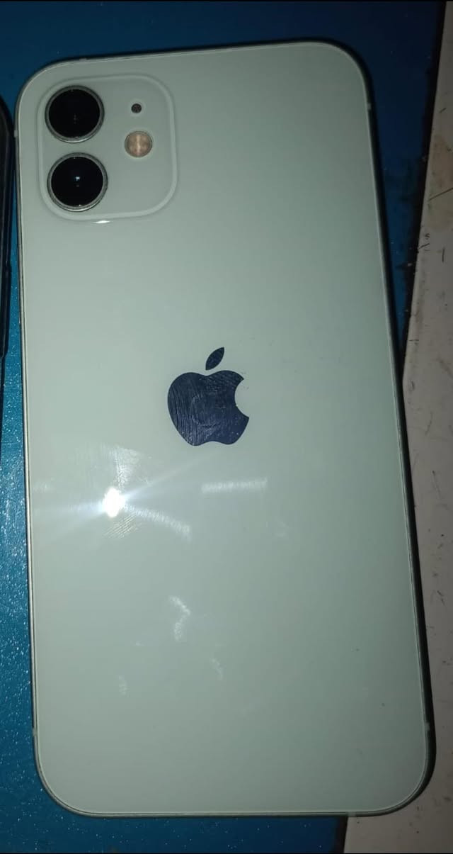 ايفون 12 
بطاريه 75 ،السعه64
الجهاز نضيف لامفتوح ولامبدل بيه شي فيس ايدي شغال 
السعر 300 
الناصريه مركز


**إذا كنت صاحب هذا الإعلان وتريد حذفه لأي سبب، رجاءا أرسل رسالة إلى الدعم الفني**