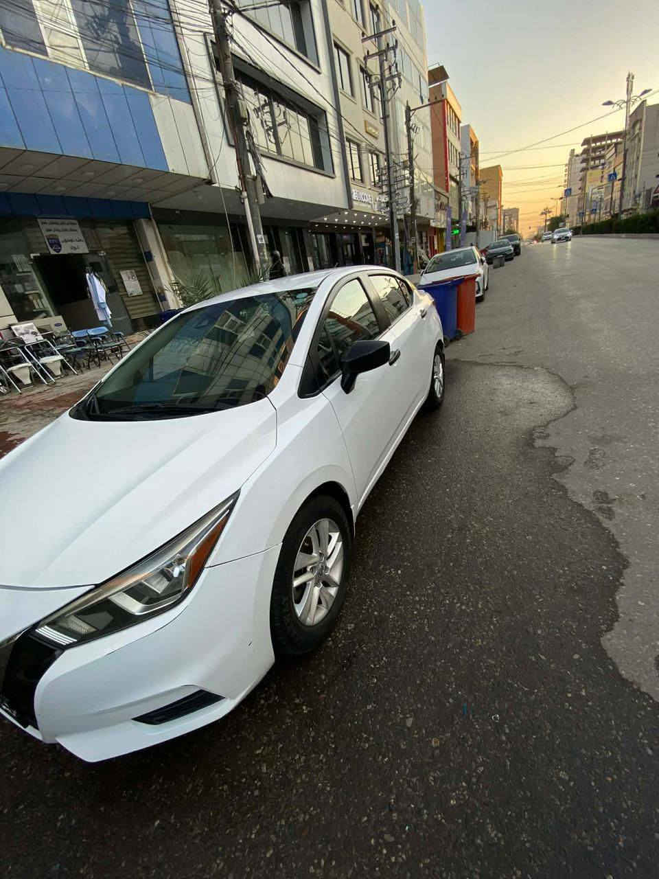 السلام عليكم سياره نيسان فيرسا موديل 2021 رقم اربيل الجديد الدولي بأسمنه تحويل ثاني يوم سياره نظيفه عدا المذكور في السونار البيع المحرك والكير بشرط تايرات جديد صدر نظيف كهربائيات جاهزه سياره استعمال قليل البيع بل النقد والقسط على من يريد تفاصيل اكثر يتصل على الارقام التاليه /***********/***********
