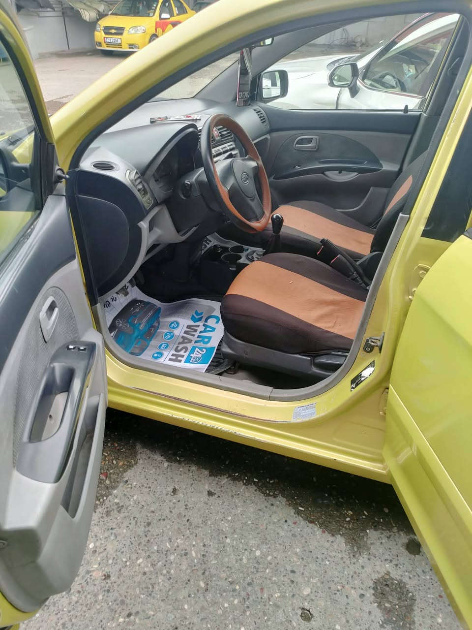 بيكانتو 2008
كير محرك شرط
بدون صبغ هزة وسنويا جديد لل27السعر 45 بيها مجال


**إذا كنت صاحب هذا الإعلان وتريد حذفه لأي سبب، رجاءا أرسل رسالة إلى الدعم الفني**