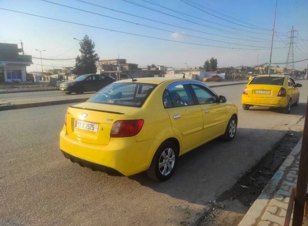 ريئو 🚗
موديل 2011
رقم نينوئ دولي ✅
 كاربون بانزين م ⛽ 
شرط التحويل ✋ 
محرك وكير شرط ✋ 
♦️كير توماتيك
♦️جامات كهربائي
♦️غرامات صفر 
♦️حجم 16
السياره ضرر جاملق وبوند والكشر كدام العين 👀
#غرفتها حلـِۈۋ‏وھّ تخبل فول توماتيك عدا البصمه 🔥
#هيئه_مصفره 
#سياره جاهزه ماعايزها بس ستر •اللّـہ̣̥ مال جناي ✋ 
#الشراي يتصل ويدلل مايكون خاطرو الاطيب ☎️
المكان موصل الايمن حي النهروان🚶‍♂️
#كورك***********📞
#اسيا***********📞
