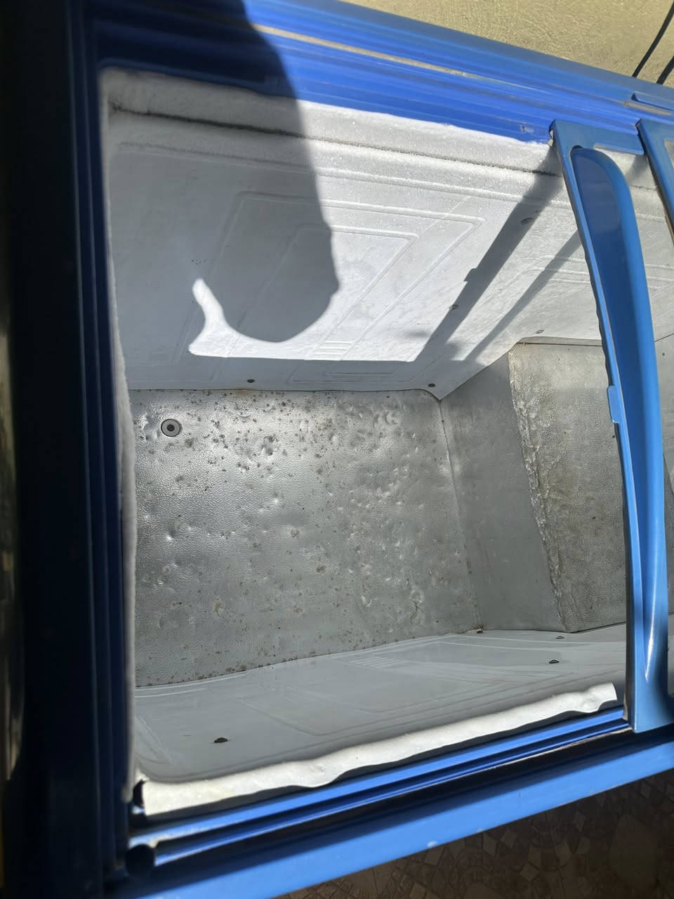 السلام. عليكم.  مجمده تركي للبيع.   السعر. 250 الف. ***********
