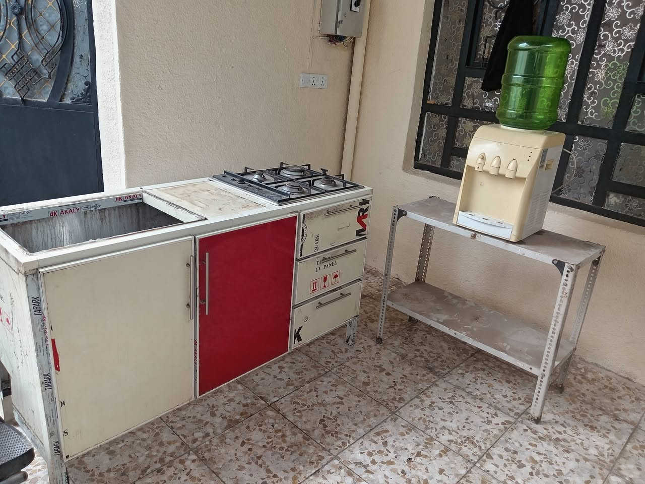 مجموعة غراض مكاني بغداد نهايت حي ور سبع قصور يوجد توصيل عندي الكل بغداد الشراي النتصال على رقم موجود واتساب *********** يوجد توصيل
