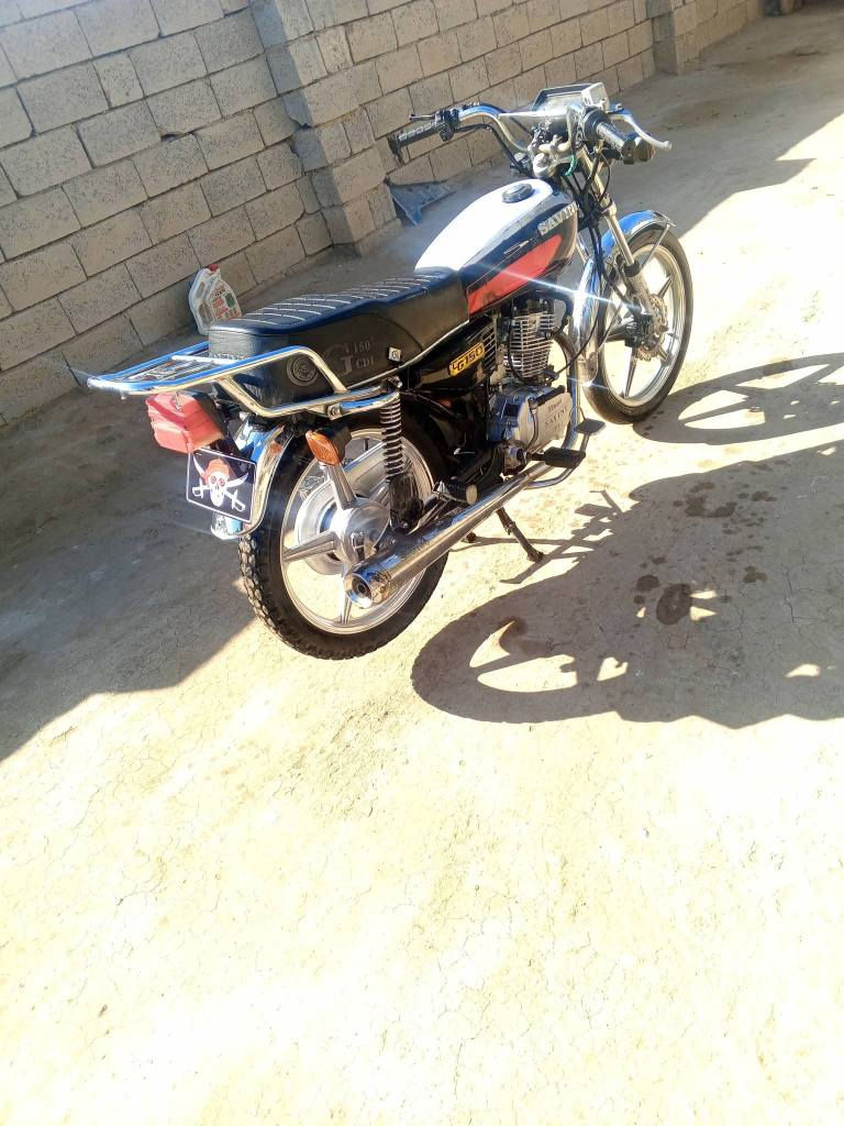 سلام عليكم دراجة سيفان موديل 2020 بعدها شركة مامفتوح برغي بيها مكينه لوك لاتبخير  ولاتنقيص كهربائيات سلف نكرة السعر 425 وبيها مجال مكان ديالى كنعان الاتصال *********** اوراق كارتونية كاملة
