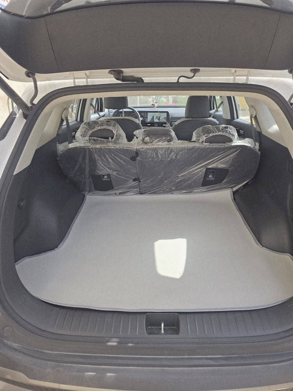 ‎سبورتج 2025
‎ رقم بغداد 
‎هايبرد زيرو 
‎لايتات زينون 
‎اشايرled
‎رادار امامي
‎حساس امامي
‎فتحه  سقف بانوراما
‎ مري كهرباء 
 4 كامرات محيطيه
جنطه كهرباء

‎تحكمات ستيرن
‎شاشه وكامره
‎وتبريد شاشه
‎ مخرج تايبسي 
‎شاحن واير ليس
‎الكير ماوس 
‎سايد بريك بصمه
‎واوتو هولد
‎ ودرايف مود
‎وبصمه والمقعد 
الحله ***********
233$ وبيه مجال
