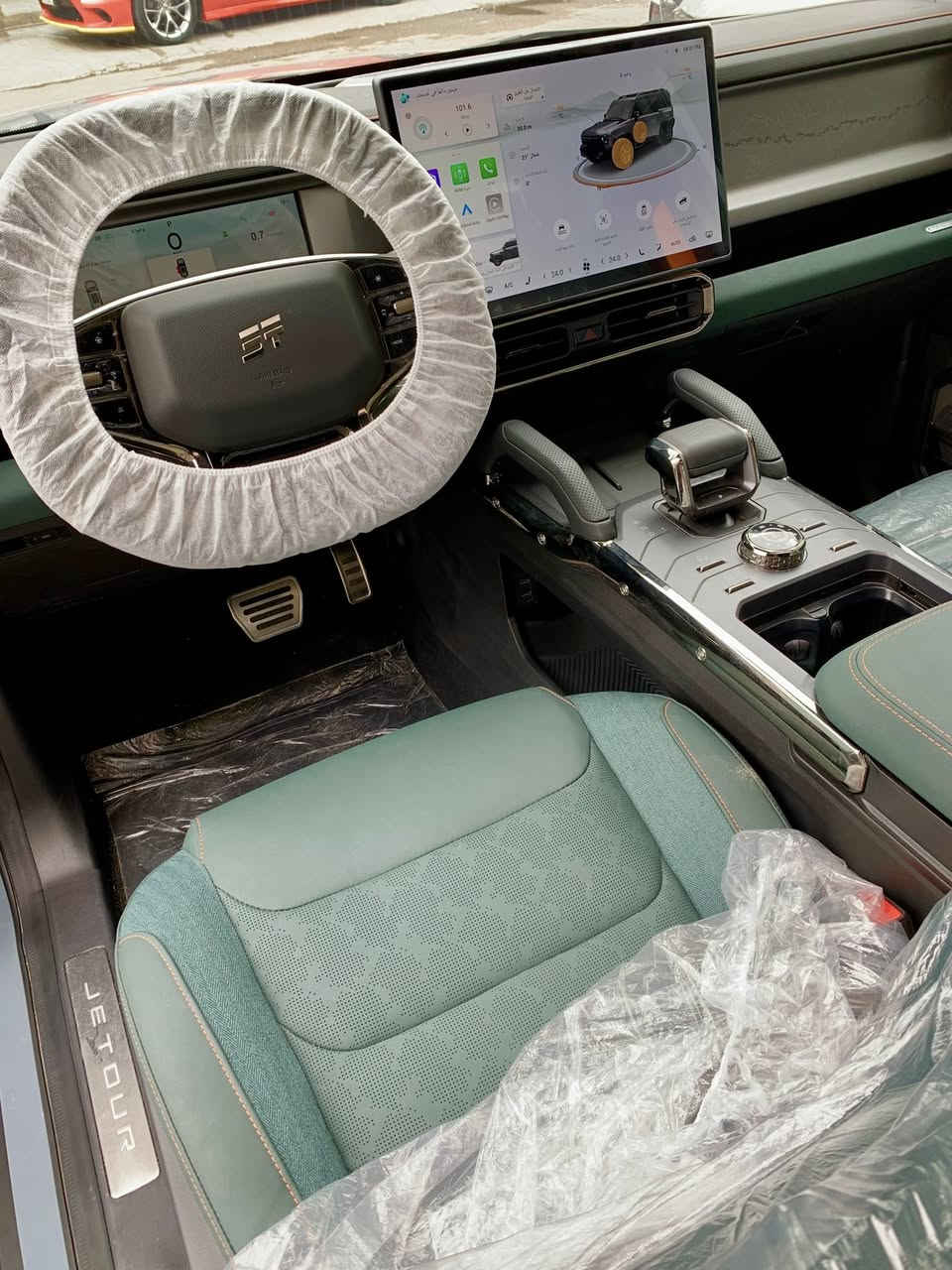 ⚜️ متوفر حاليا في معرض العماد ⚜️ 

جيتور T2 فئة لكشري موديل 2026

لون سمنتي داخل زيتوني و احزمة برتقالي 💎
️
🔹 محرك 2.0 لتر توربو
🔹 قوة حوالي 250 حصان ⚡
🔹 عزم دوران 390 نيوتن/متر 🔥
🔹 ناقل حركة أوتوماتيك 8 سرعات
🔹 دفع رباعي 4WD 🏔️

🛞 الهيكل والتصميم
🔸 تصميم قوي وجريء
🔸 ويل كب قياس 20 
🔸 ثبات عالي على الطرق السريعة والوعرة

🪑 الداخلية والتكنولوجيا
✨ شاشة عدادات رقمية
✨ شاشة وسطية كبيرة تدعم ابل كار & اندرويد اوتو
✨ نظام صوتي SONY 🎶
✨ شحن لاسلكي 📱
✨ مقاعد مريحة + خامات فاخرة

🛡️ أنظمة الأمان
✔️ التحكم بالثبات
✔️ مراقبة النقطة العمياء
✔️ تحذير مغادرة المسار
✔️ مكابح طوارئ أوتوماتيكية
✔️ حساسات + كاميرا 360° 🎥

🔧 ضمان لمدة 10 سنوات أو 1.000.000 كم 🪛

العنوان : بغداد / معارض البياع / مدخل المعارض الرئيسي / الشارع الوسط - معرض العماد 

المبيعات : *********** / الادارة : *********** 

#جيتور #Jetour_T2 #جيتور_T2 #لكجري_بلس #دفع_رباعي #سيارات_2026 #سيارات #سيارات_فخمة #عروض_السيارات #العراق 🇮🇶
