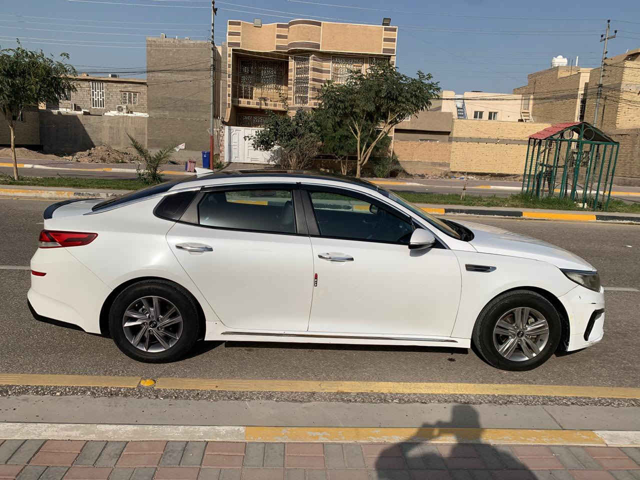 السلام عليكم
أوبتما ادوات ادوات للبيع فقط
مديل 2020 اصل غاز فقط
رقم بغداد الماني
نضيفه السياره او حلوه مال جناي
بيها كصة جنطه
بصمه شاشه كبيره كامره دواره تبريد قطعتين ثلج
كير او محرم او حداديه مكفولات
تخم تاير بطاريه جديده القماره فابلون للجماليه شخط واحد مابيها موقع السياره كربلاء
السعر 70 
للاستفسار اكثر اتصل واتساب او اتصال/ ***********
وني بلخدمه 
غير متواجد على الفيس بك
