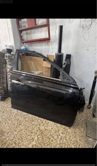 باب اصلي فارغه  جهة السكن لون اسود نيسان اللتيما 2022 بلاتينوم بيها جو...