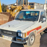 سياره موديل ٨٨ شاهي شرط محرك مكفول تخم تاير كهربائات فول الرقم دولي ين...