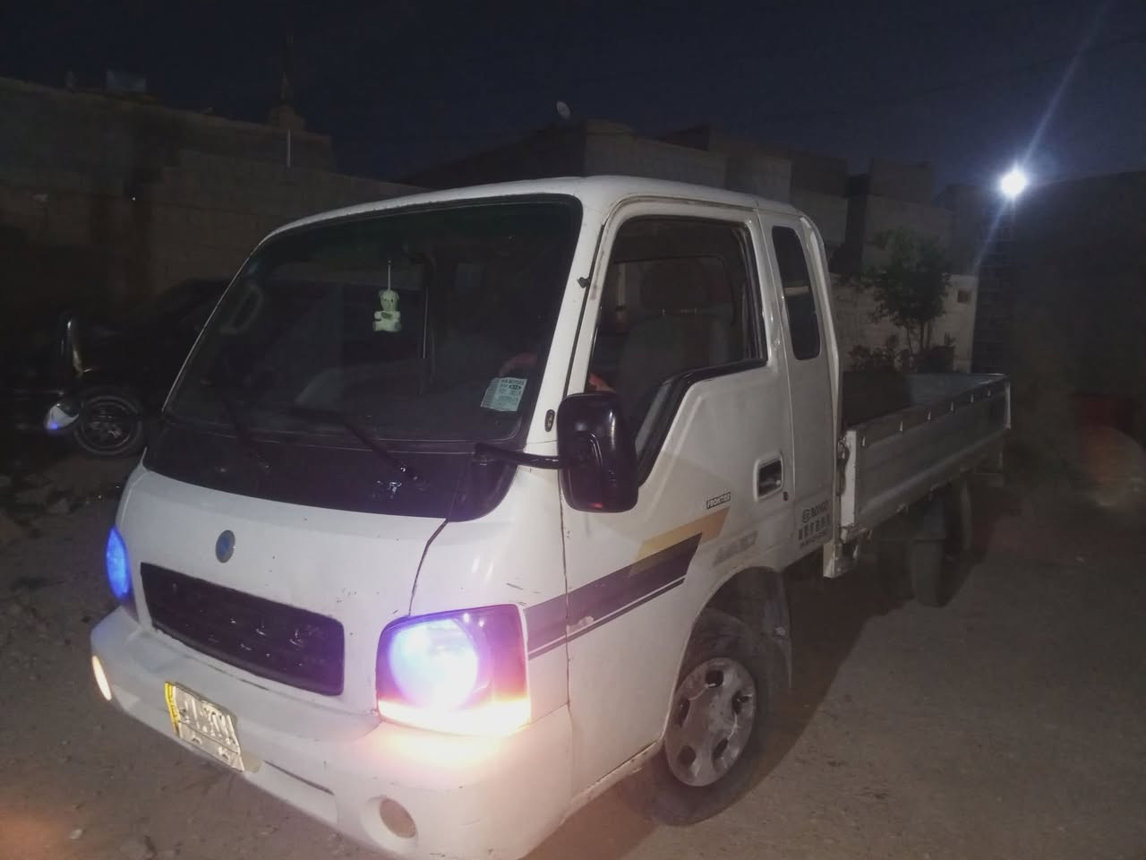 سايلند ام عيون موديل 2000رقم بغداد صاحبه بل ديره تحويل وكاله سنويه الى 2028/السعر 65وبيهه مجال بسيط تواصل على هاذ الرقم اتصال فقط ***********
