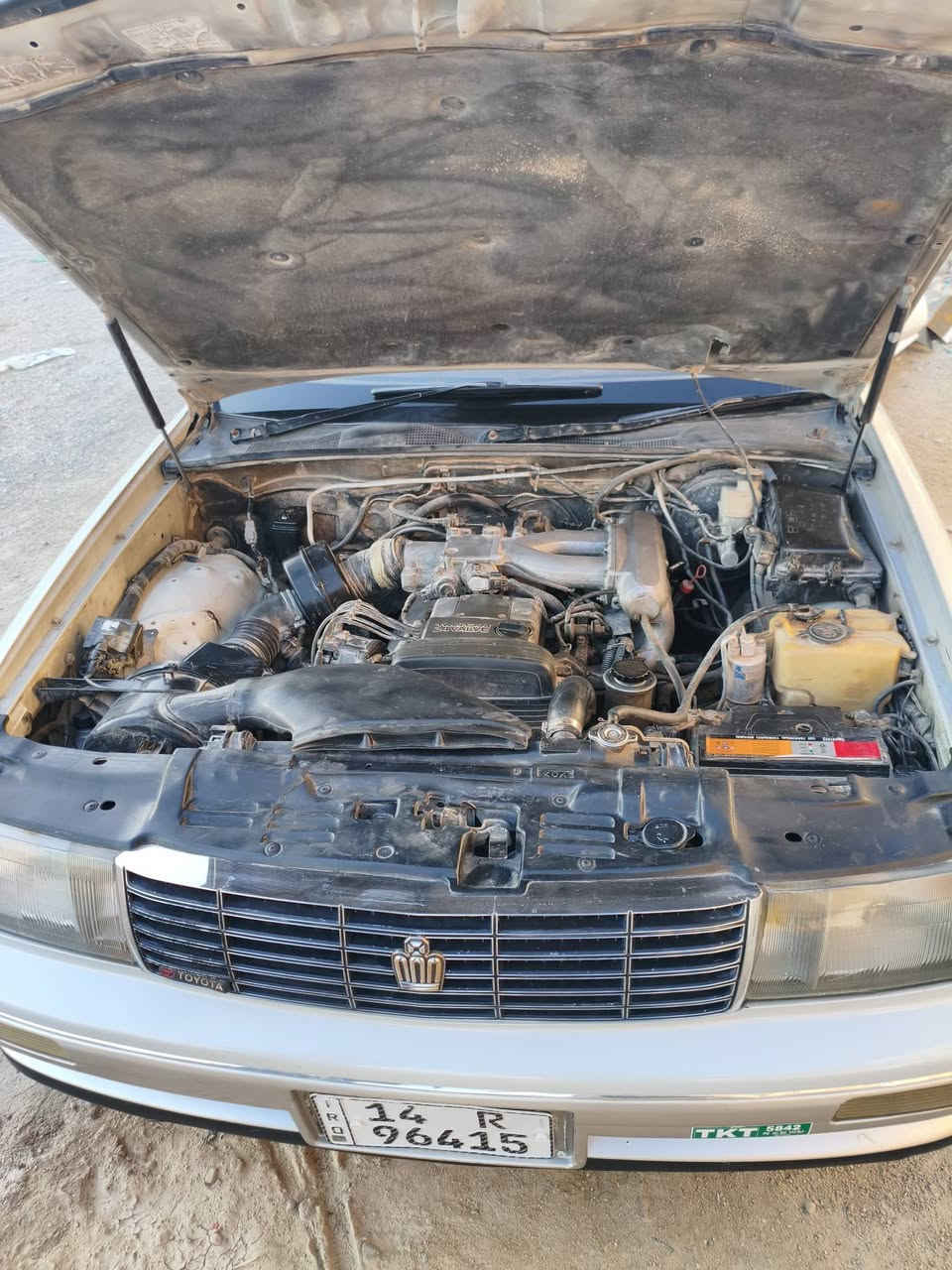سلام عليكم بطه فصل للبيع موديل 2000 سياره كفاله من الكص والنقل والصوليات سياره جديده  مكينه 2500حلوه مال جني سعر السياره 58 وبيه مجال قليل للشراي مكان البصره زبير ***********
