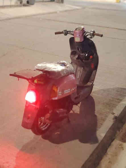 سلام عليكم شباب دراجه ماكس بوليس لبيع الدراجه نكره سلف هندر واحد الصبح دراجه مامفتوح برغي دراجه نضيف كلش ماعايزه برغي السعر 850وبيه مجال حاويه الدراجه المكان النجف شارع المجمعات رقم ***********
