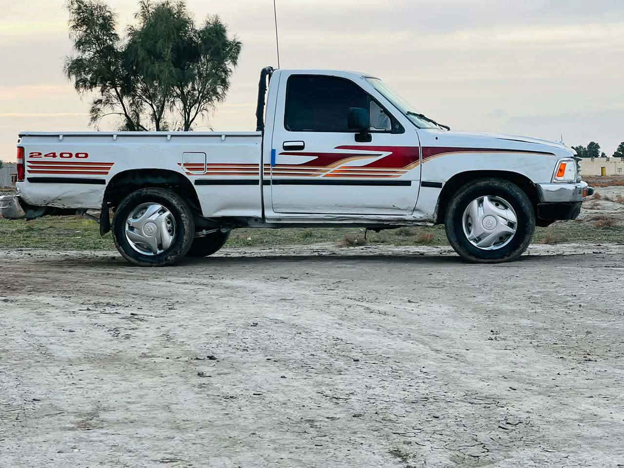 سلام عليكم للبيع تيوته 90رقم الانبار مشروع وطني شرط تحويل ثاني يوم سنويه جديده كير ومحرك وشاصي لشرط مكفولات سياره حلوه نضيفه مالت جناي جاهزه من كلشي صبق حزام جماليه فقط شرط لادعمه ولا كلبه سعر 28 مكان سماوه الخضر *********** مكلف بنشر خابر صاحب سياره
