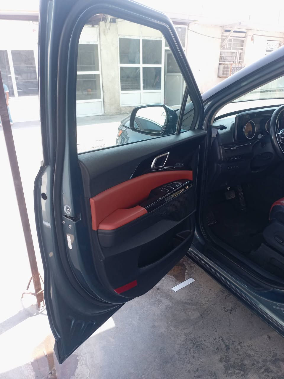 السلام عليكم كيا كرنفال ٨راكب موديل ٢٢برستيج فول مواصفاته توقف ذاتي رادارات خمس كامرات ٣قطع تبريدايريباكات سليمه شاشه لمس كشنات كهربائي تدفئه تبريد الكشنات الاماميه اربع وضعيات قياده نورمل سبورت ايكو سمارت شاشة ملاحه نضام تسجيل الصوت كامرات داخليه ماشيه ٦٠الف ميل رقم أربيل جديد باسمي حادث جنطه فقط بصمة تشغيل خمس بصمات الأبواب ايربكات سليمه بجم كبس تلفون ***********
