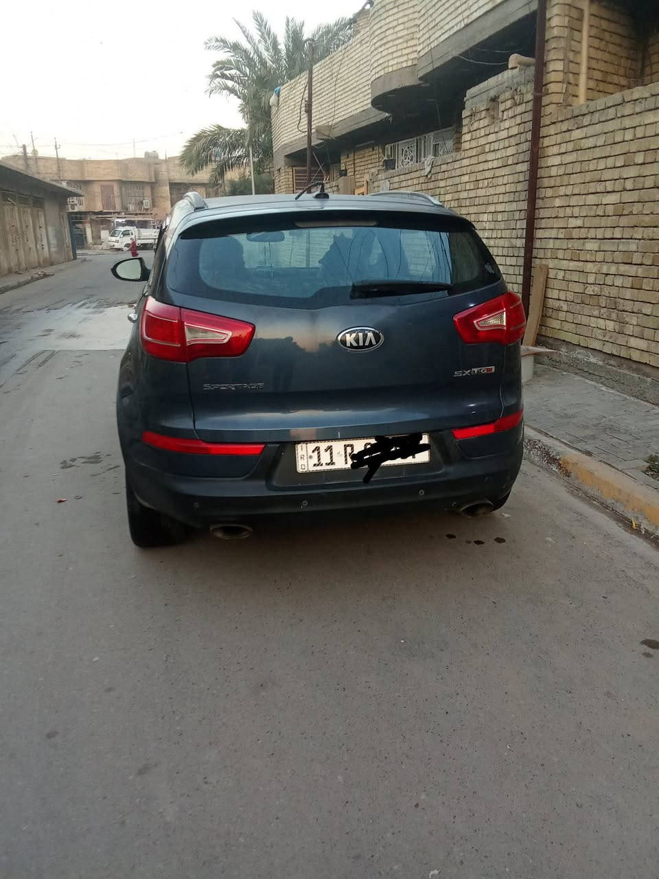 عندي سبورتج امريكي كلين لاصبغ ولابارد بانوراما مواصفات فول بغداد انكليزي بأسمي موديل 13 اللون نيلي المكان العبيدي بغداد فور ويل كامره دوار هواي مواصفات السعر 128وبيها مجال مكينه  2400تيربو***********
