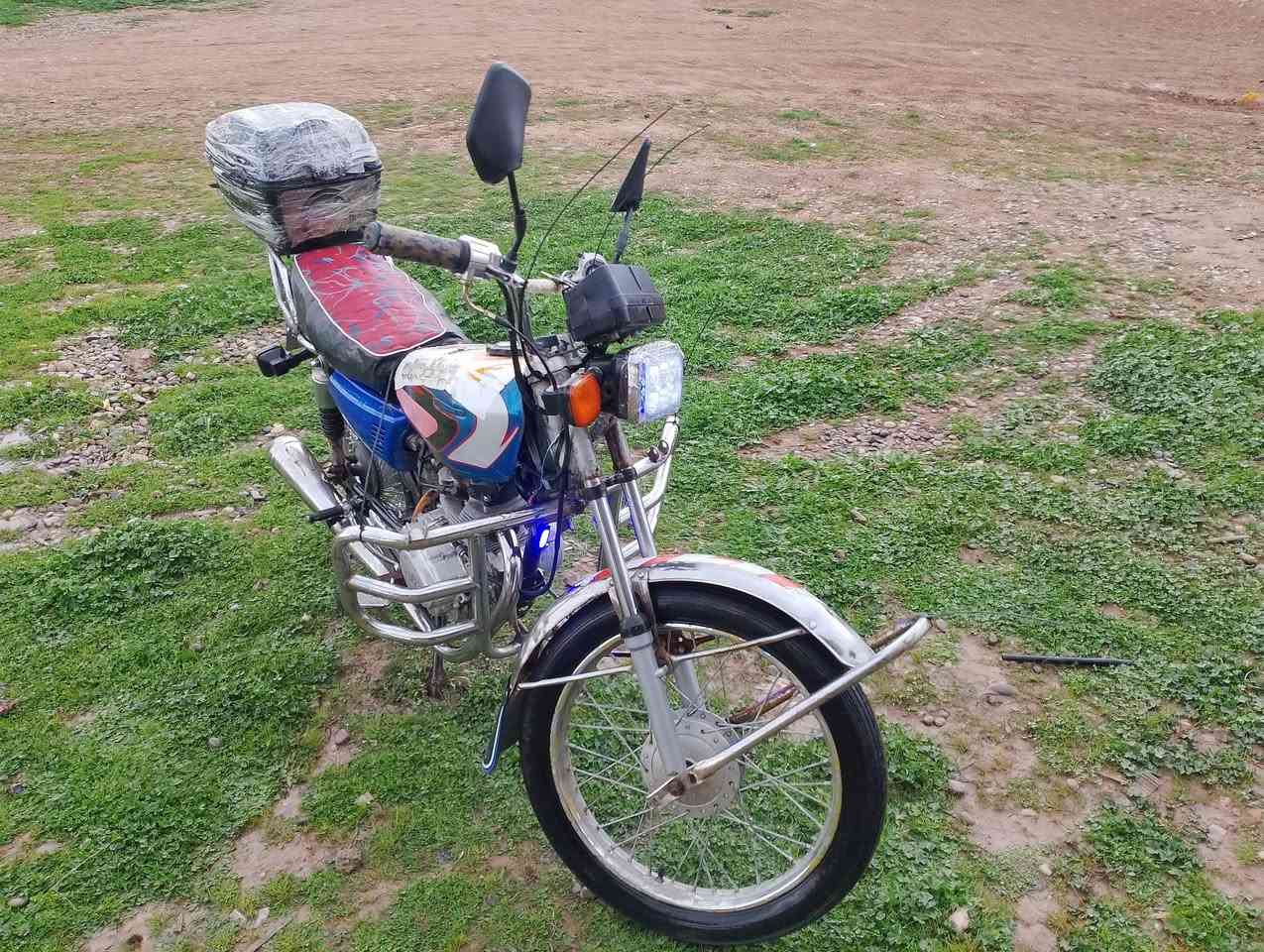 السلام عليكم ماطور للبيع بارت 2018 السعر 250 وبي مجال مراوس يرهم شعندك نزل الستفسار على هاذ الرقم  *********** العنوان الكسك
