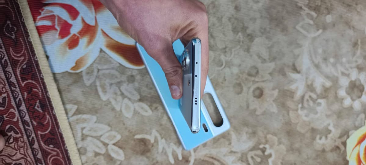 السلام عليكم جهازTECNO CAMON 40 Pro 5G نظيف كلش ذاكرته 256 والعشوائيه 24 يشغل لك بالببجي 90 فريم نظيف كلش زلغ ما بيه بس هاي النقطه الصغيره ما مؤثره على كل شيء الطالعه بالشاشه واعطيك بيها ضمان السعر 300 وبي مجال حق جايه


**إذا كنت صاحب هذا الإعلان وتريد حذفه لأي سبب، رجاءا أرسل رسالة إلى الدعم الفني**