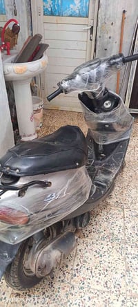 دراجه 9 للبيع الدراجه كامله مكمله من نشاير من قلوبات بس سلف ما شغال عص...