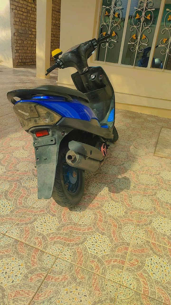 ماكس عدله البيع
الدراجه خير من الله ماناقصهااا عده السلف 

ويل رياظي ازرك كفرات ختم واحد كهرباييات كلهااا شغلاه 
هندر واحد الدرجه 

متواجد خاص و *********** 
السعر ب 450 وبيهاا مجال شي بصيط 
العنوان ديالى المفرك
