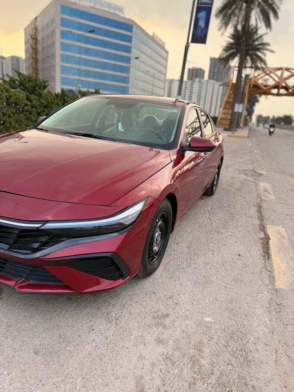 السلام عليكم ورحمة الله وبركاته
للبيع للبيع 🔥🔥🔥
هونداي النترا  وارد امريكي موديل 2024 HUNDAY ELNTRA 
نص مواصفات:.
🔴شاشة كبير
🔴تحكم ستيرين 
🔴بصمة
🔴تخم تاير جديد
🔴صدر جديد ومكفول 
🔴كير ومحرك مكفول السيارة ماشية 49 الف حقيقي
حادث السيارة من امريكا صندوك وجاملخ خلفي ثنينهم 
وبنيد السيارة بيها بس صندوك وجاملغ خلفي صبغ الباقي كله بلادي وراجع بارد + للملاحظة حالوب بسيط بل قمارة وراجع كامل السيارة نظيفة واحلى من الصور بهواي 
سعر السيارة 133 وبيها مجال للشراي مكان السيارة بغداد شارع حيفا رقم السيارة جديد وكامل تحويل ثاني يوم رقمها بغداد 
للاتصال او الاستفسار الاتصال على الرقم ***********
وشكراً جزيلاً
