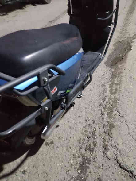 دراجه شحن ٦ بطاريات اربع نمرات سرعه ٩٠ نظام رجوع للخلف دراجه فول موصفات السعر ٥٠٠ وبيها مجال الاتصال ***********.   *********** ملف ٢٥٠٠
