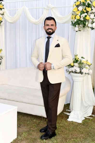 جانب من صور الغالي 📸
مصطفى الدليمي 🩷
لسنإ الوحيدون لكننأ الأفضل 
بحضور أبناء عمومته الله يحفظهم جميعاً
 ستـوديـو أركــــــان للتــــــصوير📸
     معنا وثـق أجمـل لحظات عمرك🔸
تصوير بأحدث كاميرات التصوير🔸
تصوير جوي {درون}  🔸
تصوير الأعلانات التجارية🔸
جلسات تصوير خارجية🔸
حدائق خاصة بتصوير العرسان
لخبرة أمتدت لأكثر من ثلاثون عام...❤️👍
لمزيد من الصور قناة التليجرام> https://t.me/jjjjhhid
    العنوان : بغداد - المدائن - مقابل دائرة أحوال المدائن
رد     للأتصال والأستفسار
      أستوديو اركان:***********     محمد العجيلي
:***********‏
https://youtu.be/CDTgchr_kuI?si=2woCL38iApD3BzFi
