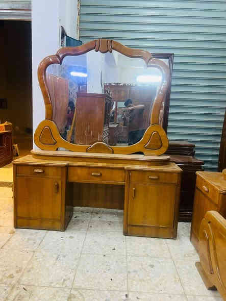 غرفه 5 باب ملحق صاج داخل وخارج ضهر جرجوبه شغل درجه اولى مستعمل موديل نقش صاج بورمي بغداد الأمين الثانية ***********
