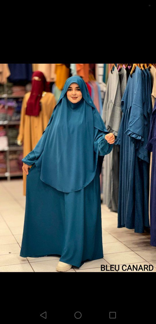 موديل رنيم RANEEM 
طقم عباية و خمار، ثوب كريب روزا


**إذا كنت صاحب هذا الإعلان وتريد حذفه لأي سبب، رجاءا أرسل رسالة إلى الدعم الفني**