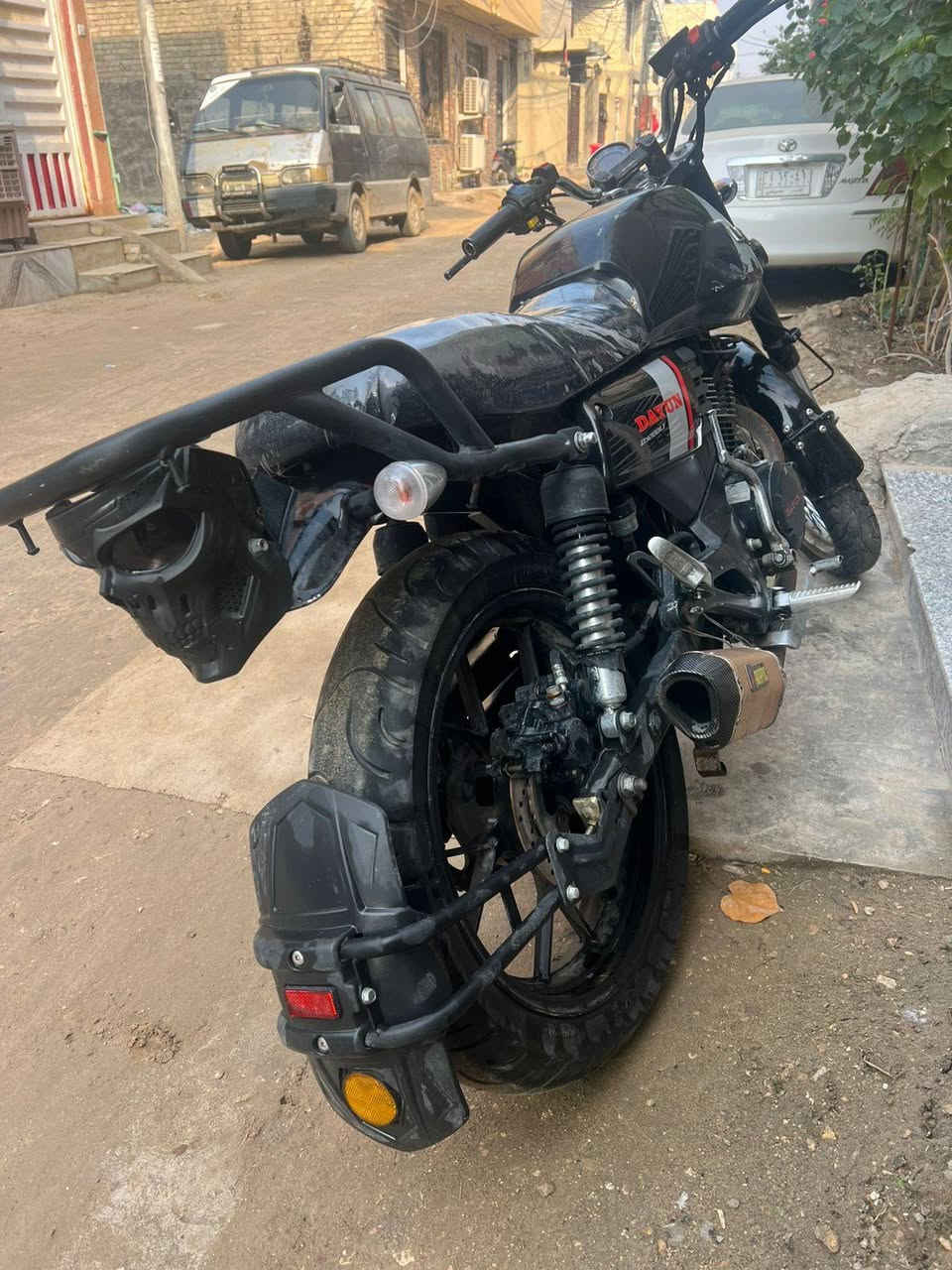 دايوان لايتي موديل 2020 اوراق أصولي يم مكتب حسين ترقيمهه نضيفه جاهزه من كلشي شغاله كهربائيات محرك 200 مفتوح شلعته حلوه السعر 1150 وبيه مجال حك الجيه مكاني كربلاء قرب مجمع الدره رقمي ***********
