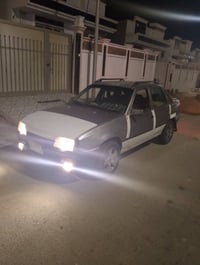 للبيع اوبل كاديت بسعر جدآ مناسب موديل 92 سنويه جديده تحويل ثاني يوم سي...