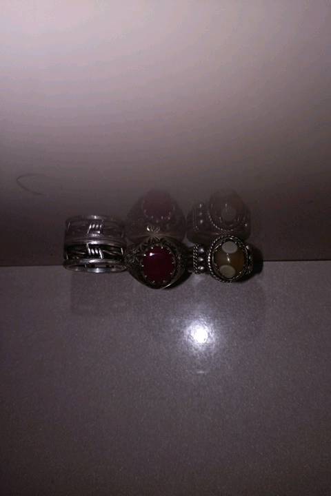 حي جميلة شارع خير/////حلقة +خاتمين ياقوت افريقي +سليماني عينين صياغة يدوية   قابل للتفواض200,000