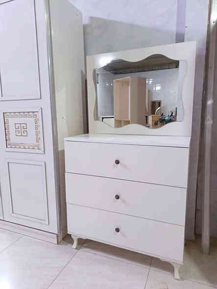 تاقم نوستن 
5 پارچە
بێعەیب
نرخی 230 هە زار
***********
سلێمانی السليمانية
