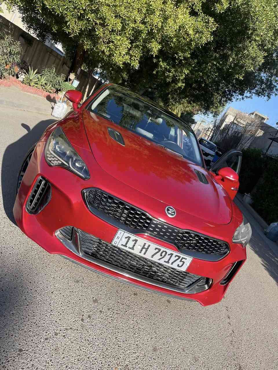 السلام عليكم 
KIA STINGER 2019  1/1 
بريميوم اعلى فئة بل ستنجر اربعه سلندر
حادثة موضح بل صوره كلش خفيف نص جامالغ مصبوغ جهة السايق فقط 
السعر 162$ 
للتواصل ***********
مكان السياره بغداد
