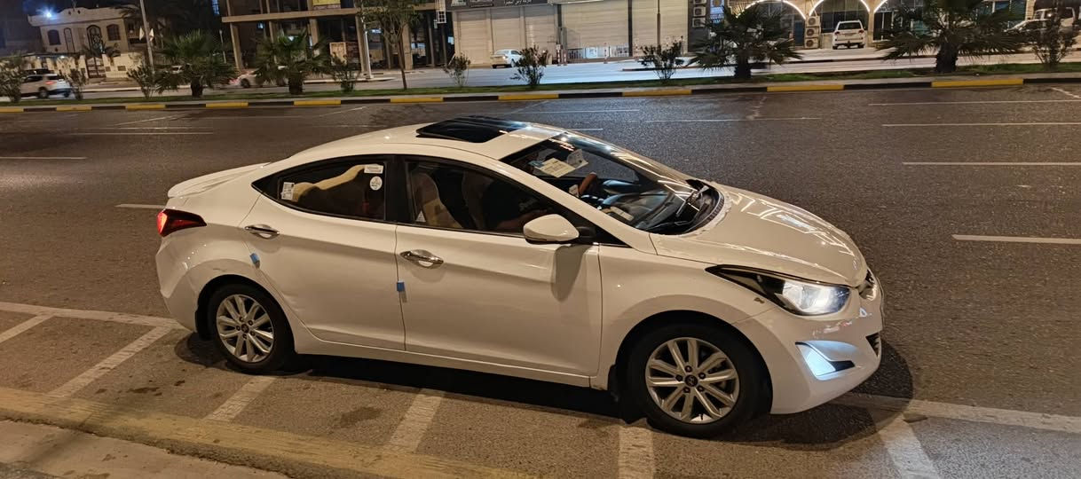 لانترا  دمكفوله من ضربه وتبديل بيه قطعه وحده صبغ مكينه كير حداديه تبريد كفاله سياراا
سيارا فول موصفات بسمي رقم انكليزي موديل15 سعر 115 مكاني بصره رقمي ***********
