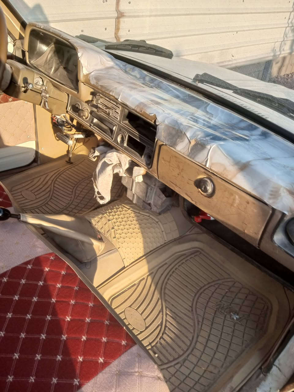 بكيب 80 للبيع بسمي سياره مال الجناي السعر 38 العنوان المدائن سلمان باك رقم هات***********
