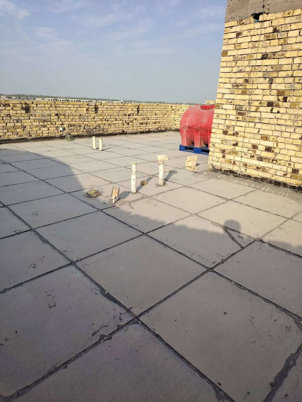 السلام عليكم ورحمة
بيت للبيع   خلف مجمع الاسراء حولي الاخصيمه توزيعة البلديه الشهداء والجرحى مساحه ٢١٨ واقع حال ٢٤٠ ركن على شارع ٢٠متر موقع مميز بناء حديث طابقين والثالث بيتونه ٥في٥ مطلوب اسكان ٦٥ مليون للاستفسار الاتصال على الرقم ***********
