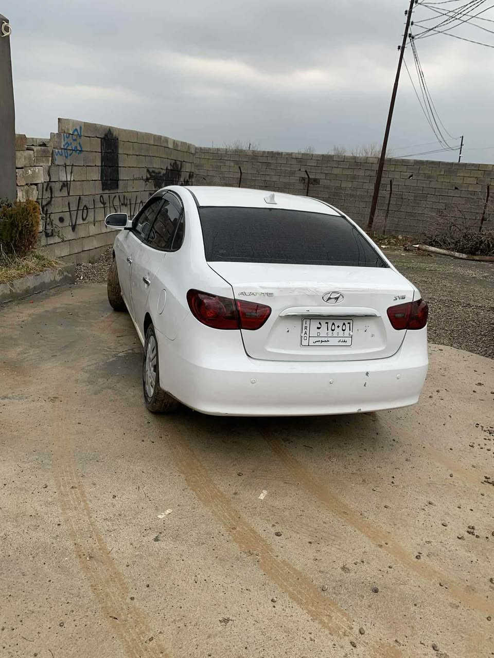 هۆندا ئاڤانتی ٢٠٠٨بڕاوە
کوشن جلد و هیتەر 
ئاوێنە شەفت
تەبرید لەمس
کامل مەسرەف کراوە یەک ٢٥٠مەسرەف نیە بەردی گزۆزی تێدا  توندو تۆلە یەک حەیبوو ٢٥٠ببرە ٤تایەی لۆکی لەژێرە

گێڕ و مەکینەی بەشەرت

سەقفی بەشەرت

دەحم و لێدراوی بەشەرت

کارەبای بەشەرت

خەیس و ژەنگی نیە

نرخی ٥٢گەلاو مەحامەلە
شوێن چوارقورنە
***********
*********** رانية, السليمانية
