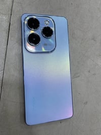 للبيع نوت40برو ذاكره 256 السعر100الف وبي مجال  الاستفسار 07841573733