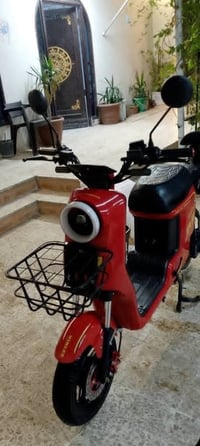 دراجة كهربائية • بدون بطاريات