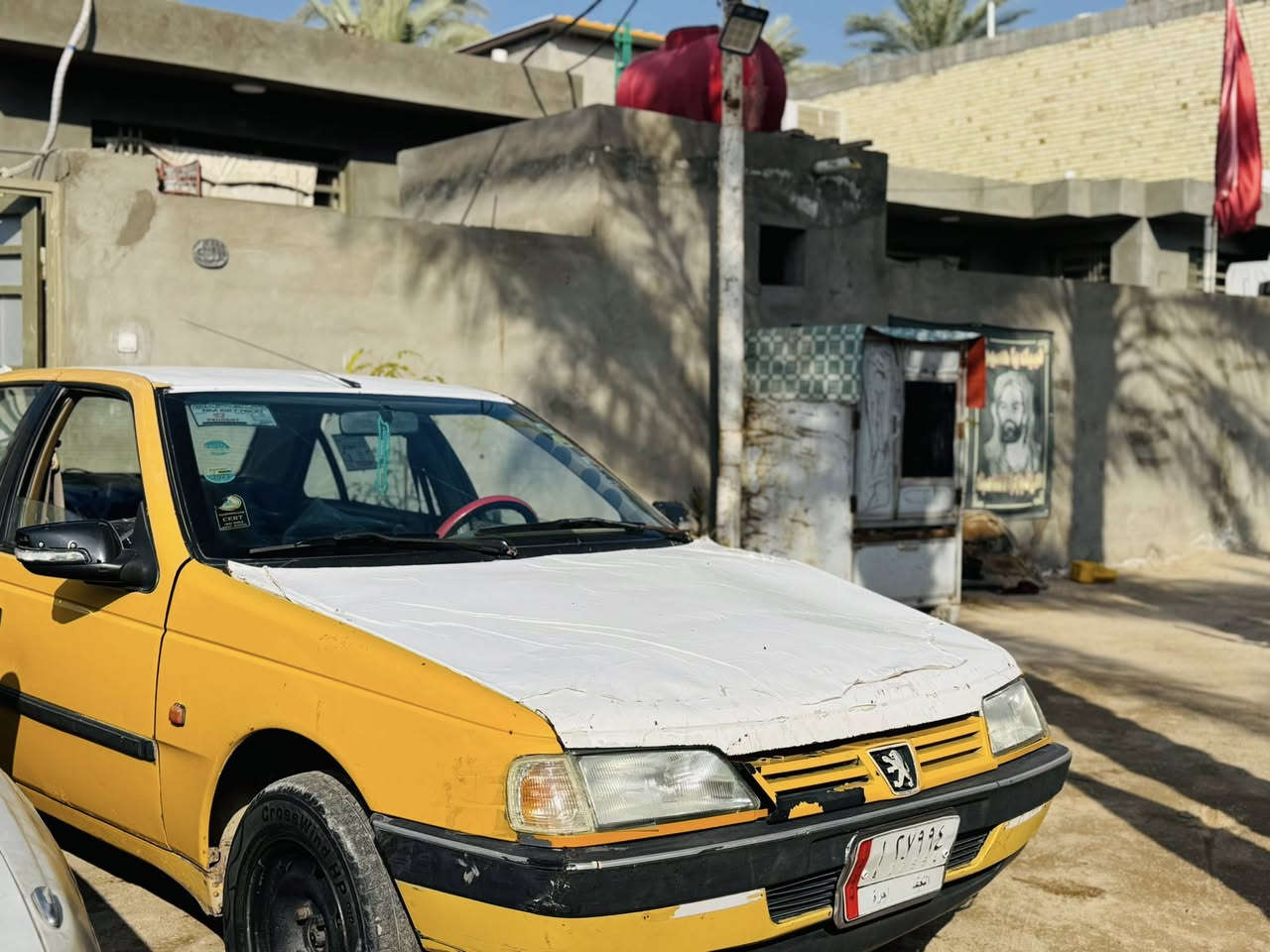 بيجو 405للبيع موديل 2010
مكينه وكير حداديه كوله زين تخم تاير رقم نجف راعيه موجود بالنجف السياره جاهزه كبل لشارع 
بلكات بخاخات كوله جديد السعر 15قفل 
***********مكان السياره نجف كوفه ال عيسى
