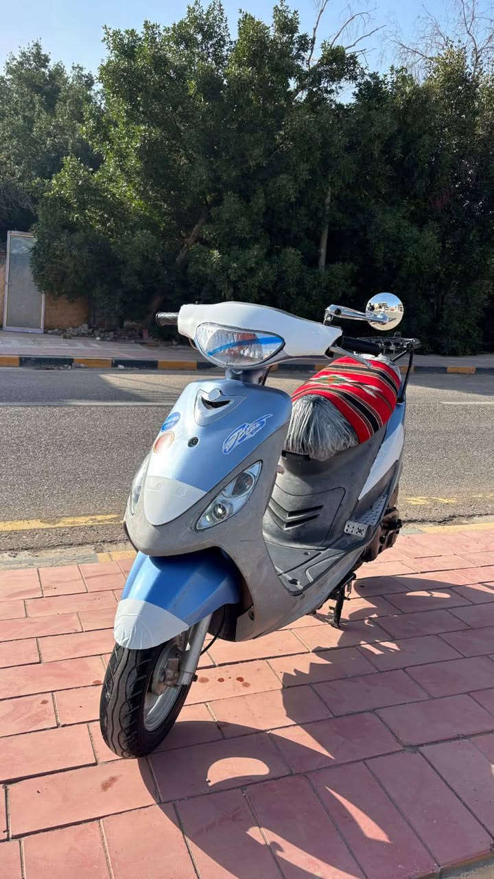 سلام عليكم
ماكس منغولي للبيع 

 1/ محرك برغي ما مفتوح بي وين متريد تفحص افحص 

2/ دراجه كله شغال بيها كهربائية نكرة سلف سنكات اشاير 

3/ صالنه FM

4/ السعر 600 وبيها مجال للشراي دراجه مانقصها شي كامله مكمله من كلشي وبيها هواي شغلات ماذكرتها تجي تشوف وتفحص بعينك

5/ مكاني نجف شراي اتصل ***********
