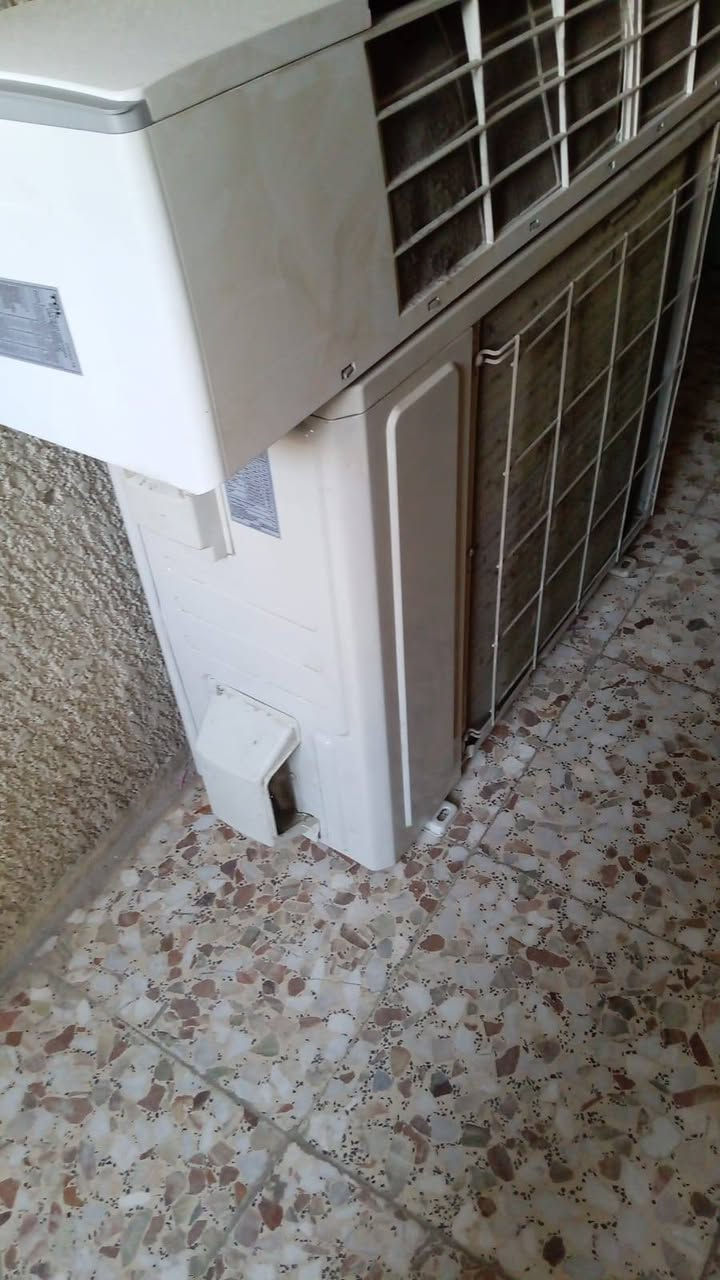 سبلت للبيع TCL استعمال ٦ أشهر طنين ونص سعر ٣٥٠ الف


**إذا كنت صاحب هذا الإعلان وتريد حذفه لأي سبب، رجاءا أرسل رسالة إلى الدعم الفني**