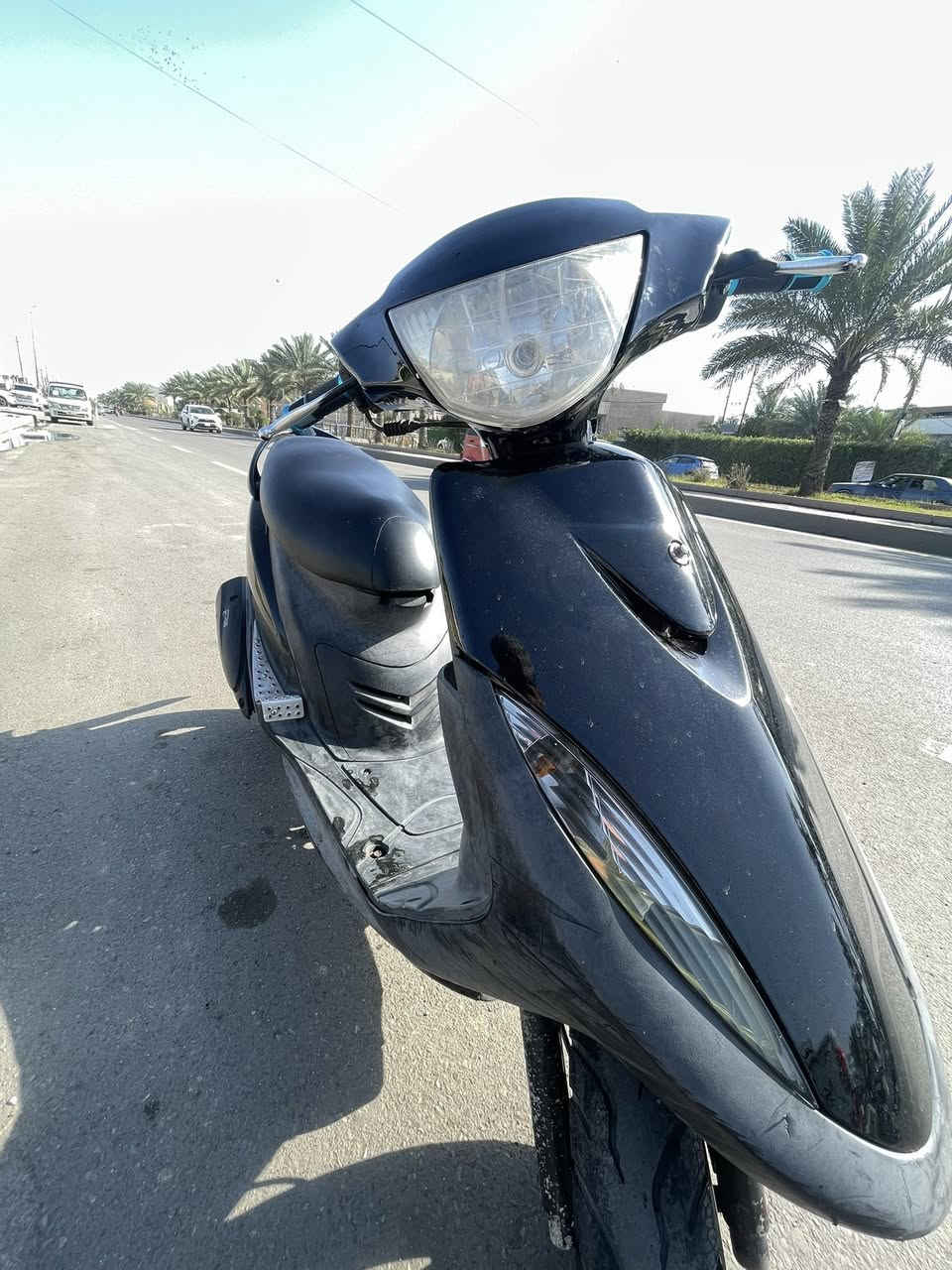 سلام عليكم 
ماكس عدله 
مكينه بلاديه لا مفتوحه ولا تبخير ولا نضوح 
فقط الكفر تجاري 
شلعه ومعدل قويات 
الدراجه ما ناقصه شي ابد 
العنوان الشعب حي التجار 
أوراق الدراجه موجوده 
السعر 675 وبيه مجال شي بصيط 
رقمي ***********
